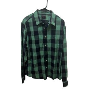 Men’s Untuckit Green And Blue Plaid Button Down Shirt Size Large